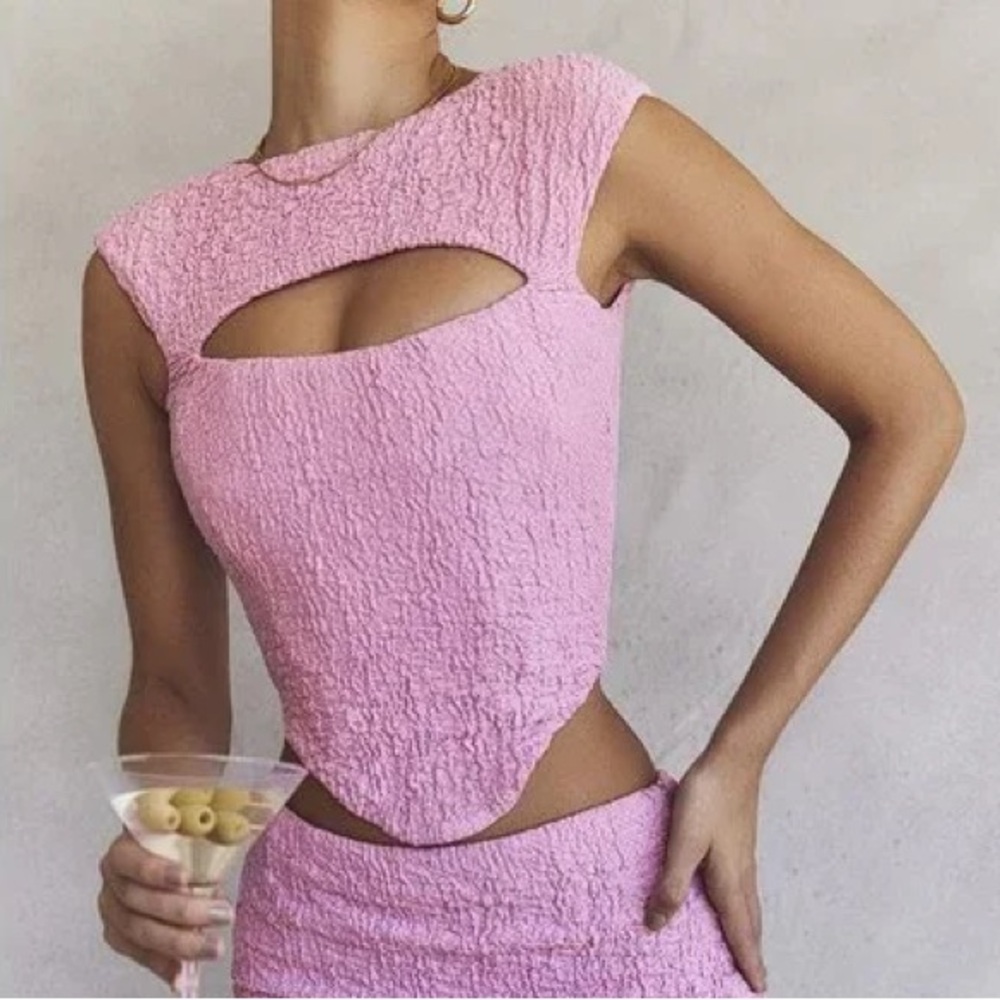 Elegant Pink Textured Women's Top
